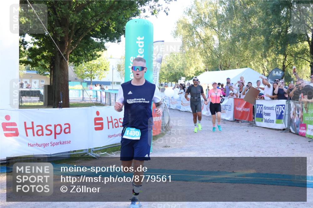 07.09.2025 - 19. Norderstedt Triathlon Zöllner http://msf.ph/oto/8779561 07.09.2025 17:31:57 Ziel 914, 1400, 1442 meine-sportfotos.de