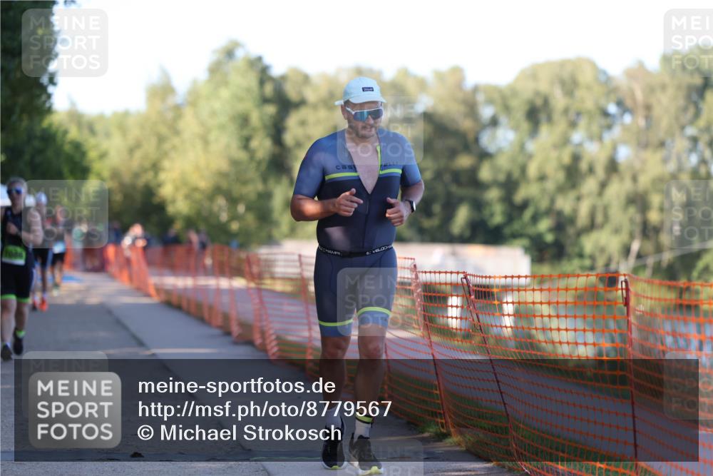 07.09.2025 - 19. Norderstedt Triathlon Michael Strokosch http://msf.ph/oto/8779567 07.09.2025 17:02:28 Laufen 878, 1086, 1476 meine-sportfotos.de