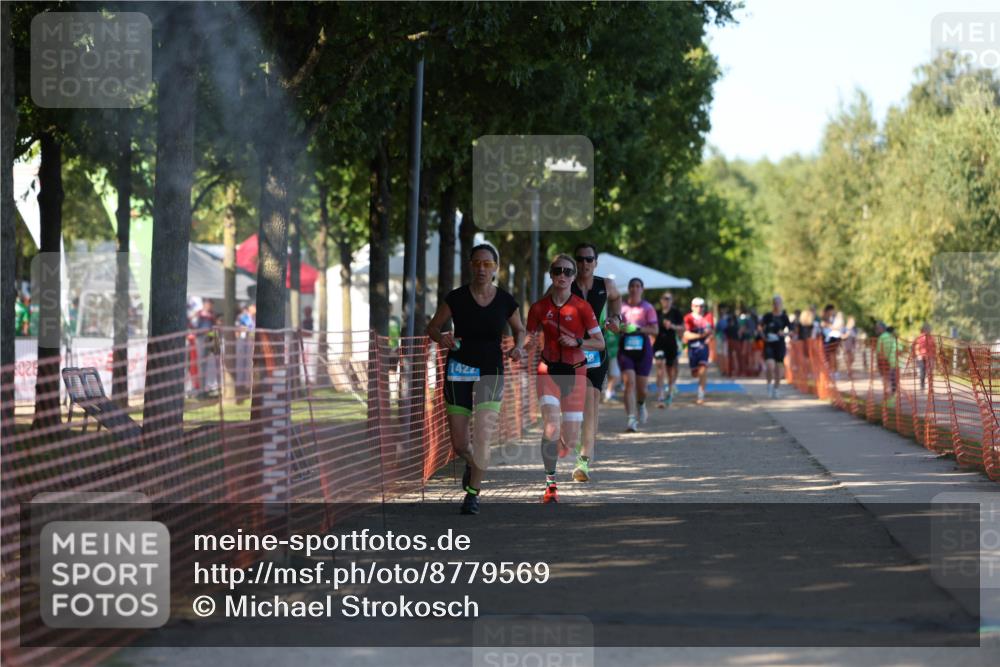 07.09.2025 - 19. Norderstedt Triathlon Michael Strokosch http://msf.ph/oto/8779569 07.09.2025 15:59:24 Laufen 514, 1404, 1422 meine-sportfotos.de