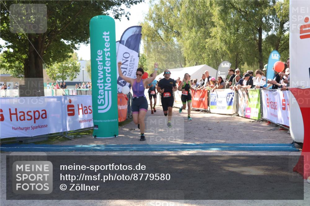 07.09.2025 - 19. Norderstedt Triathlon Zöllner http://msf.ph/oto/8779580 07.09.2025 12:40:15 Ziel 748, 763, 767, 778, 1239 meine-sportfotos.de