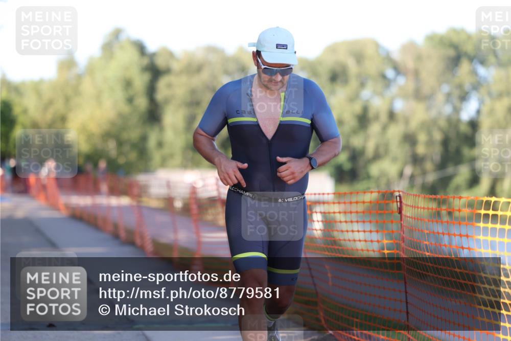 07.09.2025 - 19. Norderstedt Triathlon Michael Strokosch http://msf.ph/oto/8779581 07.09.2025 17:02:29 Laufen 878, 1086, 1476 meine-sportfotos.de