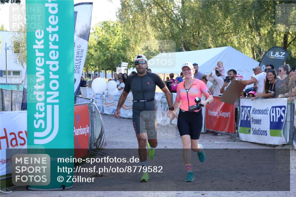 07.09.2025 - 19. Norderstedt Triathlon Zöllner http://msf.ph/oto/8779582 07.09.2025 17:31:59 Ziel 914, 1400, 1442 meine-sportfotos.de