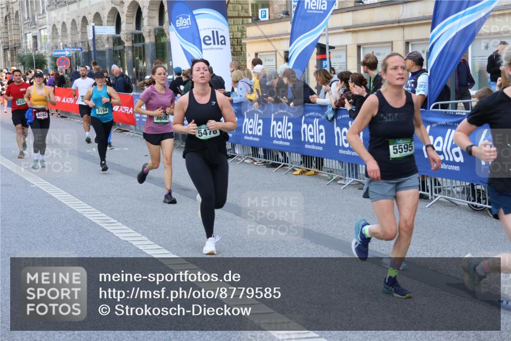 07.09.2025 - BARMER Alsterlauf Strokosch-Dieckow http://msf.ph/oto/8779585 07.09.2025 10:06:25 Ziel 2244, 2380, 2573, 2574, 2668, 2795, 3427, 3655, 3691, 3729, 3730, 3739, 3804, 3940, 3957, 3958, 4064, 4272, 4502, 4711, 4854, 5333, 5510, 5602, 5646, 5801, 6036, 6039, 6342, 8304, 8348 meine-sportfotos.de