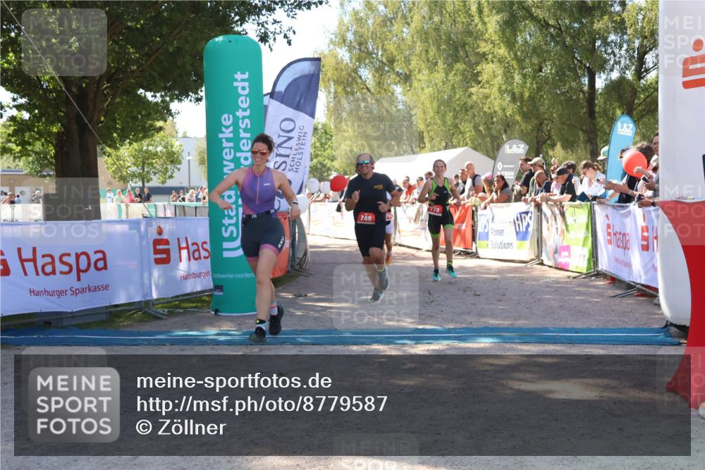 07.09.2025 - 19. Norderstedt Triathlon Zöllner http://msf.ph/oto/8779587 07.09.2025 12:40:15 Ziel 748, 763, 767, 778, 1239 meine-sportfotos.de