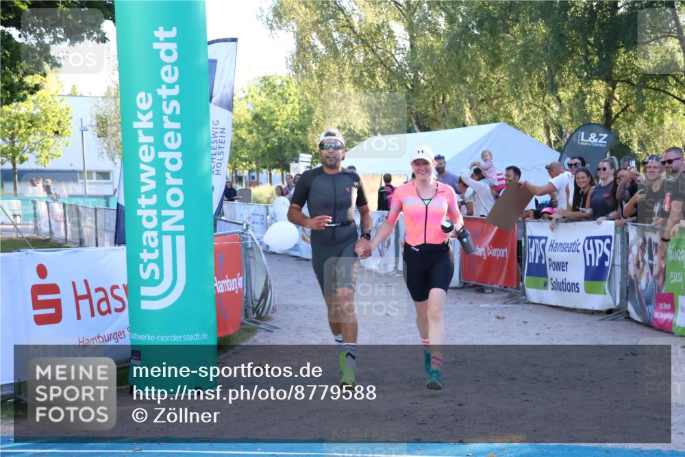 07.09.2025 - 19. Norderstedt Triathlon Zöllner http://msf.ph/oto/8779588 07.09.2025 17:31:59 Ziel 914, 1400, 1442 meine-sportfotos.de