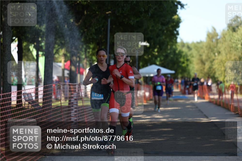 07.09.2025 - 19. Norderstedt Triathlon Michael Strokosch http://msf.ph/oto/8779616 07.09.2025 15:59:27 Laufen 408, 1404, 1422 meine-sportfotos.de