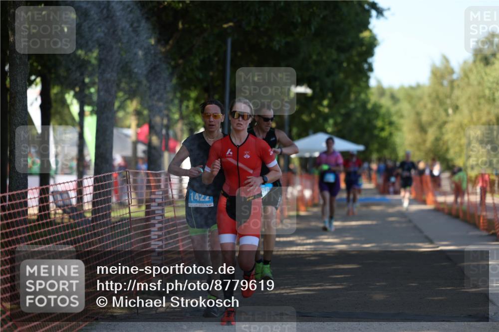 07.09.2025 - 19. Norderstedt Triathlon Michael Strokosch http://msf.ph/oto/8779619 07.09.2025 15:59:27 Laufen 408, 1404, 1422 meine-sportfotos.de