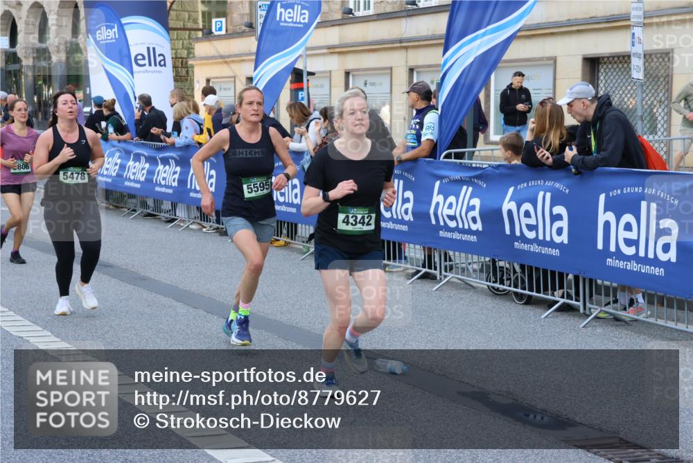 07.09.2025 - BARMER Alsterlauf Strokosch-Dieckow http://msf.ph/oto/8779627 07.09.2025 10:06:24 Ziel 2244, 2380, 2523, 2573, 2574, 2668, 2795, 3427, 3655, 3691, 3729, 3730, 3739, 3804, 3810, 3940, 3957, 3958, 4064, 4272, 4356, 4502, 4711, 4854, 5333, 5510, 5602, 5646, 5801, 6036, 6039, 6342, 8304, 8348 meine-sportfotos.de