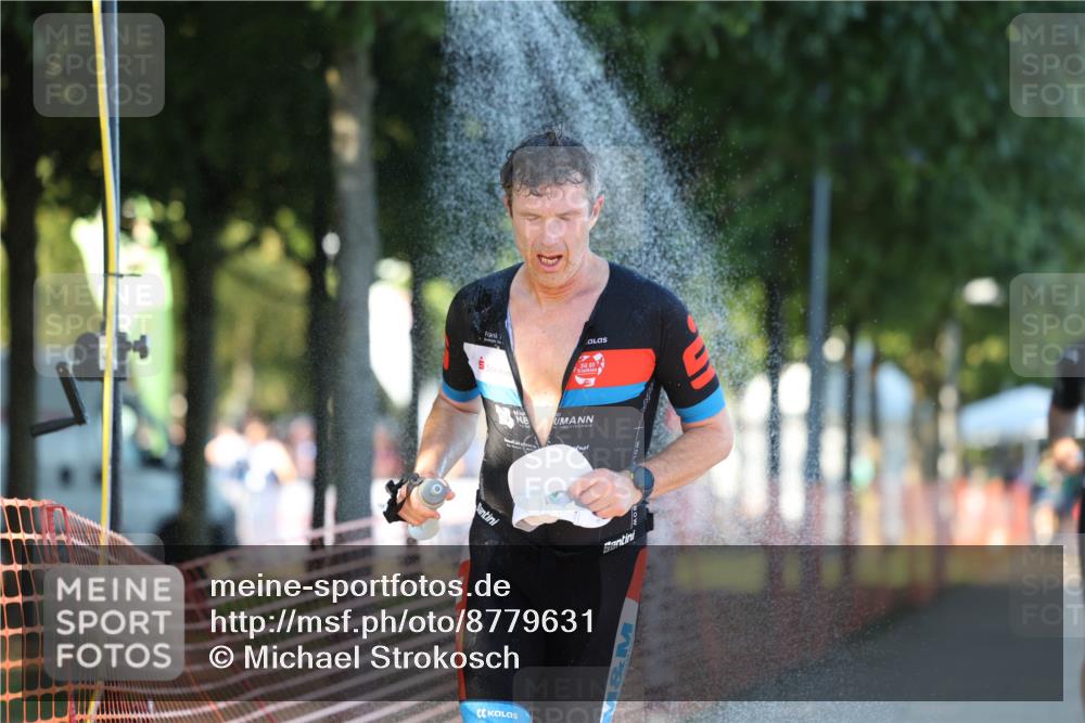 07.09.2025 - 19. Norderstedt Triathlon Michael Strokosch http://msf.ph/oto/8779631 07.09.2025 17:02:39 Laufen 1417 meine-sportfotos.de