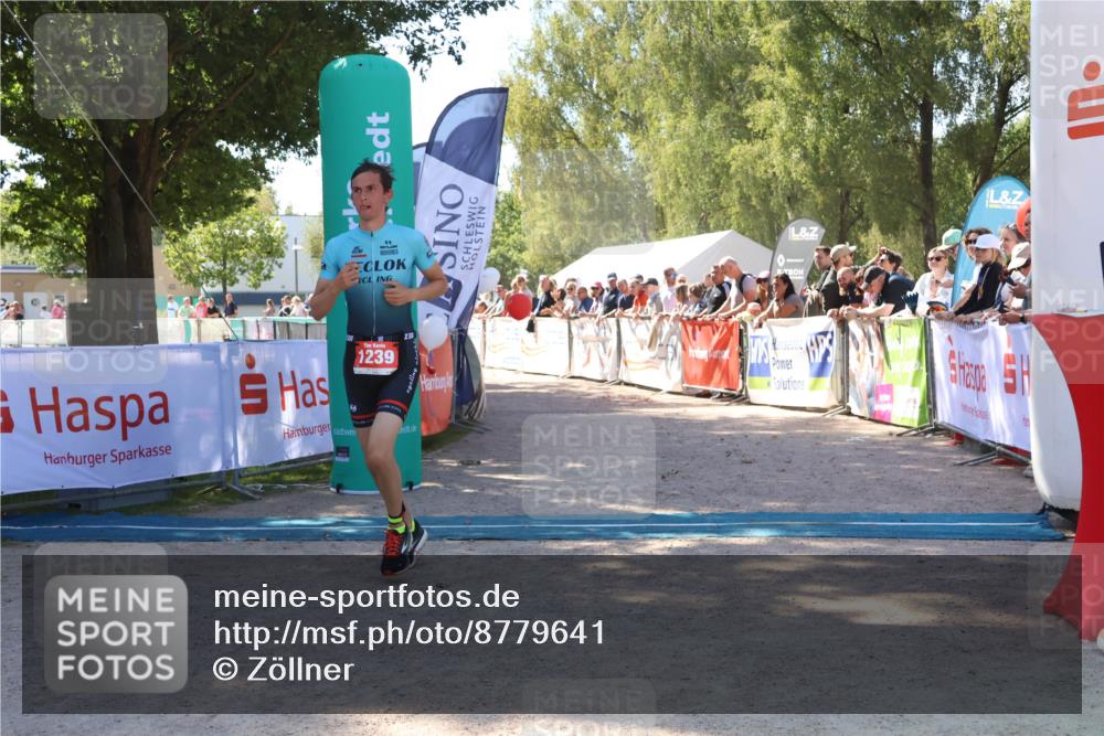 07.09.2025 - 19. Norderstedt Triathlon Zöllner http://msf.ph/oto/8779641 07.09.2025 12:40:19 Ziel 748, 763, 767, 778, 1239 meine-sportfotos.de