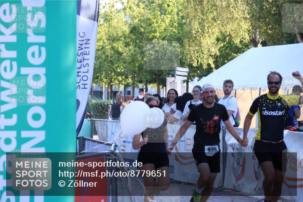 07.09.2025 - 19. Norderstedt Triathlon Zöllner http://msf.ph/oto/8779651 07.09.2025 17:32:25 Ziel 935 meine-sportfotos.de