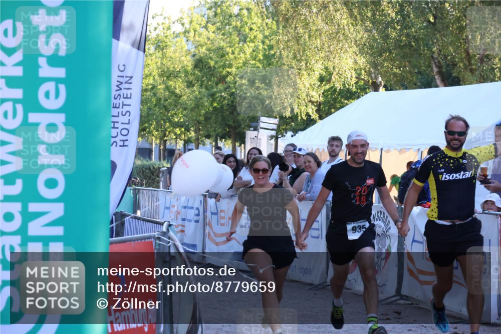 07.09.2025 - 19. Norderstedt Triathlon Zöllner http://msf.ph/oto/8779659 07.09.2025 17:32:25 Ziel 935 meine-sportfotos.de