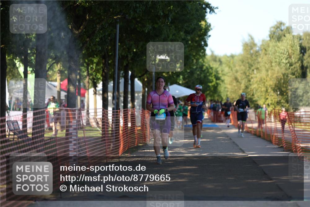 07.09.2025 - 19. Norderstedt Triathlon Michael Strokosch http://msf.ph/oto/8779665 07.09.2025 15:59:31 Laufen 408, 472, 1404, 1422, 1496 meine-sportfotos.de