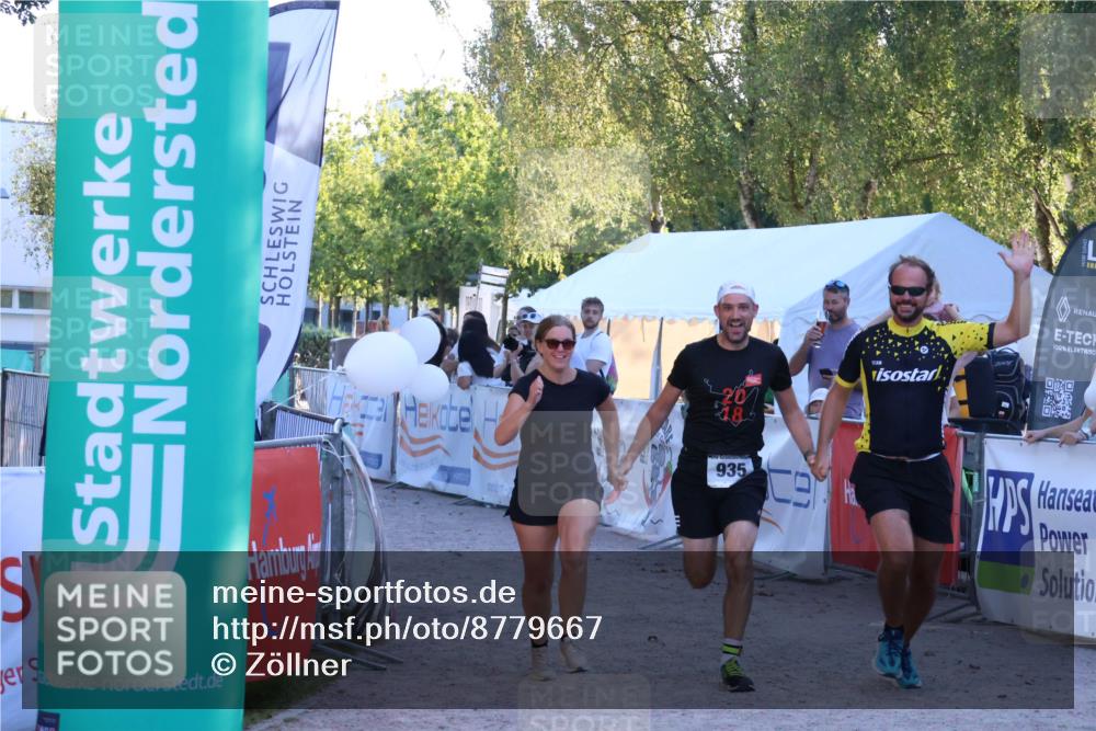 07.09.2025 - 19. Norderstedt Triathlon Zöllner http://msf.ph/oto/8779667 07.09.2025 17:32:26 Ziel 935 meine-sportfotos.de