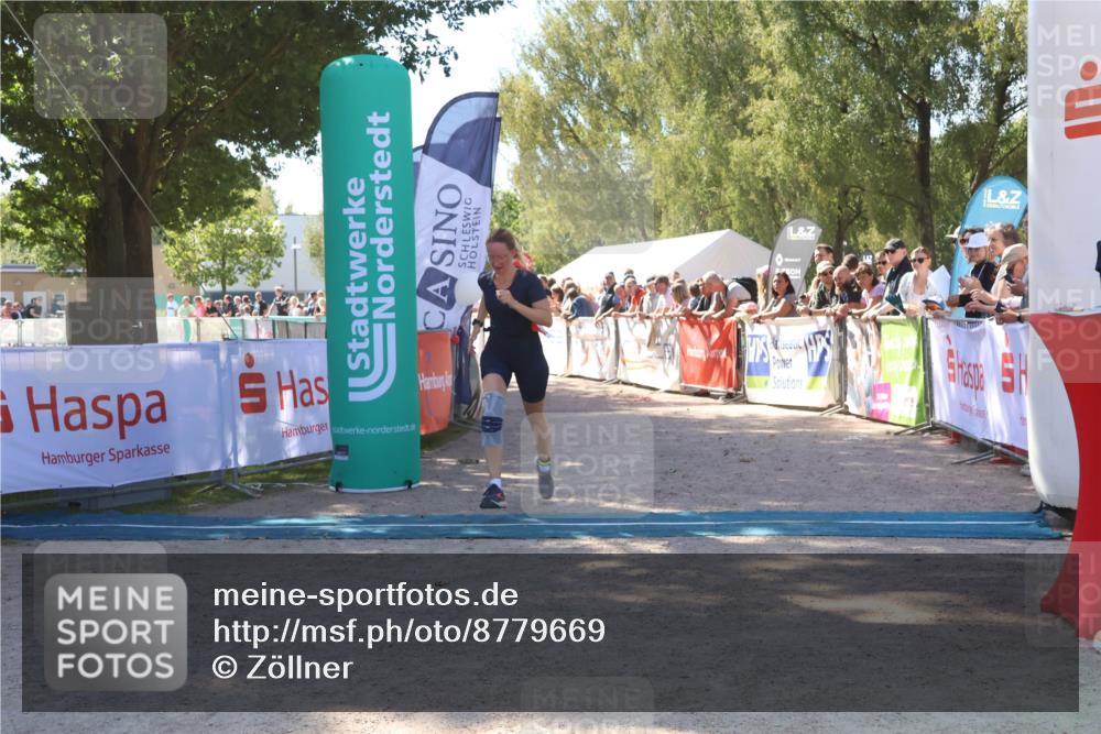 07.09.2025 - 19. Norderstedt Triathlon Zöllner http://msf.ph/oto/8779669 07.09.2025 12:40:38 Ziel 286 meine-sportfotos.de