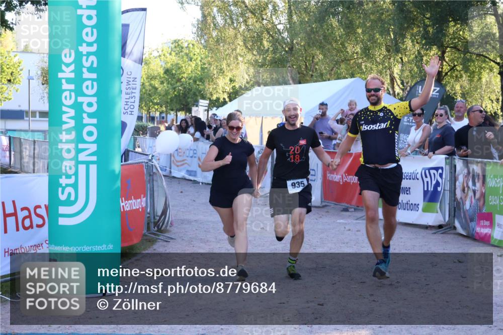 07.09.2025 - 19. Norderstedt Triathlon Zöllner http://msf.ph/oto/8779684 07.09.2025 17:32:27 Ziel 935 meine-sportfotos.de
