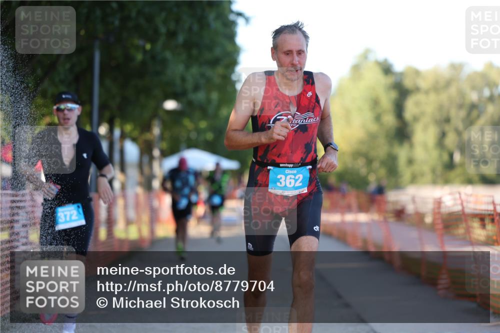 07.09.2025 - 19. Norderstedt Triathlon Michael Strokosch http://msf.ph/oto/8779704 07.09.2025 17:03:07 Laufen 362, 372, 409, 944 meine-sportfotos.de