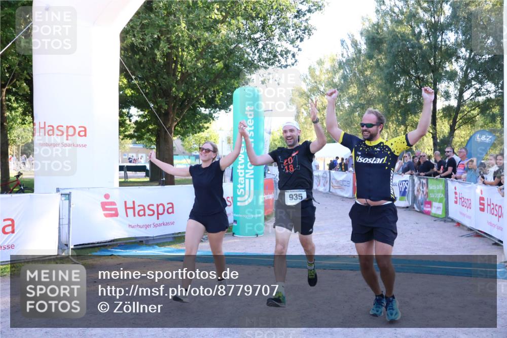 07.09.2025 - 19. Norderstedt Triathlon Zöllner http://msf.ph/oto/8779707 07.09.2025 17:32:28 Ziel 935 meine-sportfotos.de