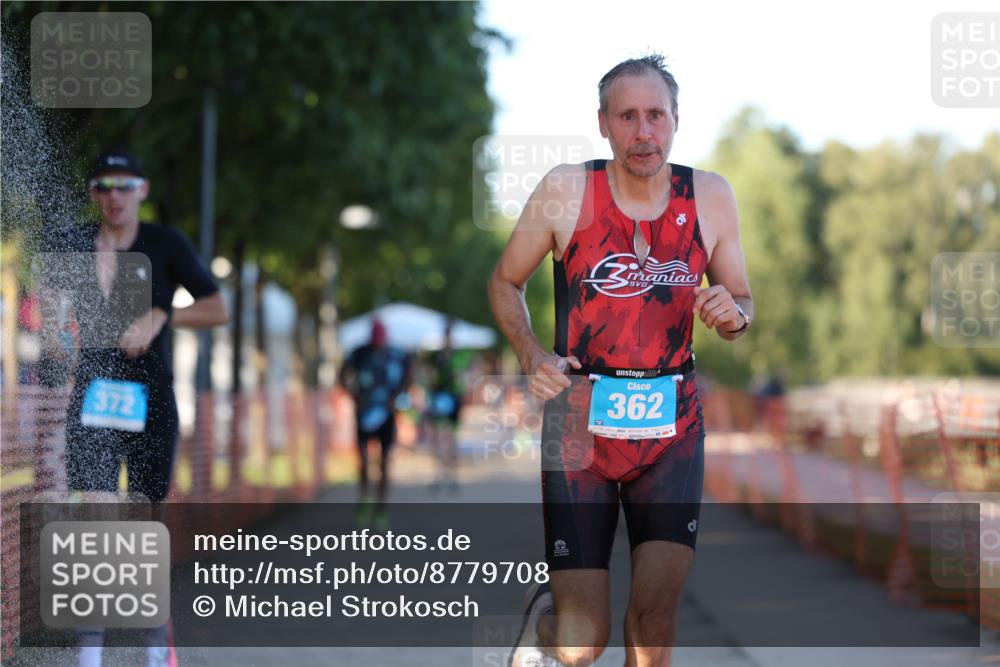 07.09.2025 - 19. Norderstedt Triathlon Michael Strokosch http://msf.ph/oto/8779708 07.09.2025 17:03:07 Laufen 362, 372, 409, 944 meine-sportfotos.de