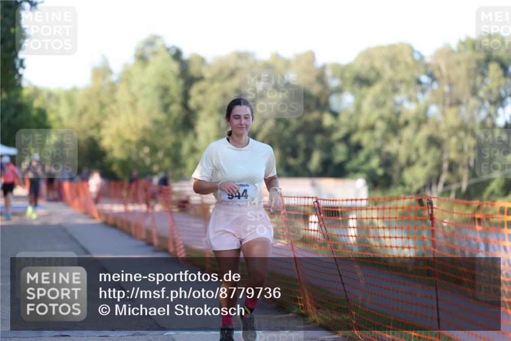 07.09.2025 - 19. Norderstedt Triathlon Michael Strokosch http://msf.ph/oto/8779736 07.09.2025 17:03:14 Laufen 409, 915, 944 meine-sportfotos.de