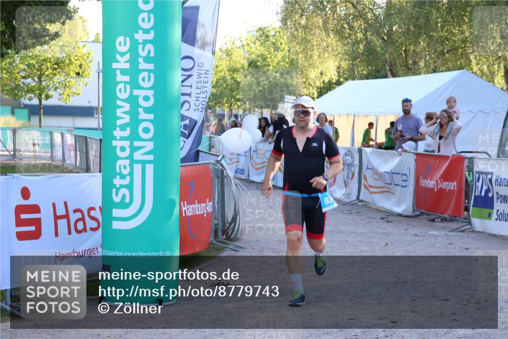 07.09.2025 - 19. Norderstedt Triathlon Zöllner http://msf.ph/oto/8779743 07.09.2025 17:33:03 Ziel 931 meine-sportfotos.de