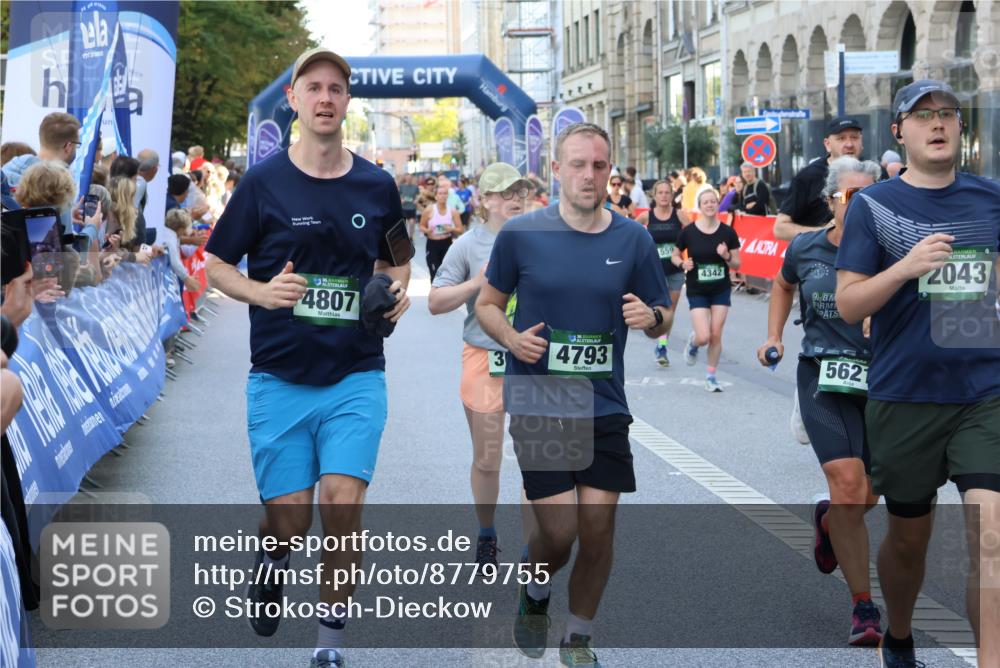 07.09.2025 - BARMER Alsterlauf Strokosch-Dieckow http://msf.ph/oto/8779755 07.09.2025 10:06:19 Ziel 2244, 2254, 2380, 2467, 2468, 2523, 2573, 2574, 2668, 2795, 3184, 3275, 3427, 3428, 3439, 3655, 3691, 3739, 3804, 3810, 3940, 3957, 3958, 4064, 4272, 4356, 4502, 4854, 5217, 5348, 5510, 5602, 5646, 5759, 5801, 5934, 6036, 6039, 6342, 8304, 8348 meine-sportfotos.de