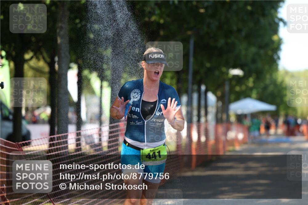 07.09.2025 - 19. Norderstedt Triathlon Michael Strokosch http://msf.ph/oto/8779756 07.09.2025 15:59:41 Laufen 441, 472, 1403, 1450, 1496 meine-sportfotos.de