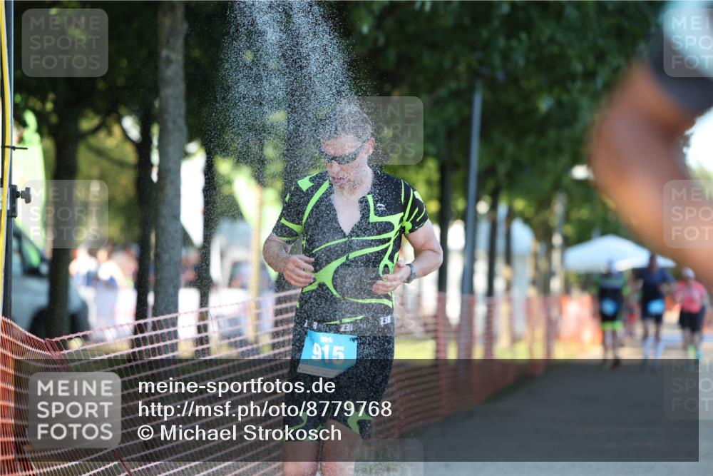 07.09.2025 - 19. Norderstedt Triathlon Michael Strokosch http://msf.ph/oto/8779768 07.09.2025 17:03:17 Laufen 409, 915, 944 meine-sportfotos.de