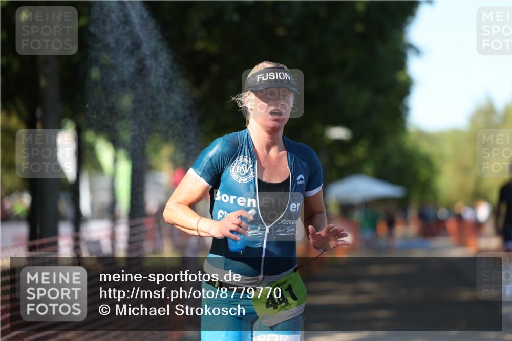07.09.2025 - 19. Norderstedt Triathlon Michael Strokosch http://msf.ph/oto/8779770 07.09.2025 15:59:42 Laufen 441, 1403, 1450 meine-sportfotos.de