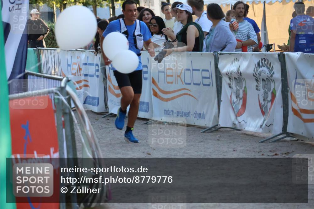 07.09.2025 - 19. Norderstedt Triathlon Zöllner http://msf.ph/oto/8779776 07.09.2025 17:33:22 Ziel 1446 meine-sportfotos.de