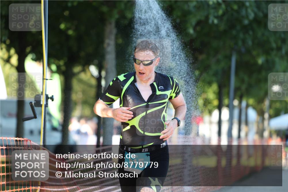 07.09.2025 - 19. Norderstedt Triathlon Michael Strokosch http://msf.ph/oto/8779779 07.09.2025 17:03:18 Laufen 409, 915, 944 meine-sportfotos.de