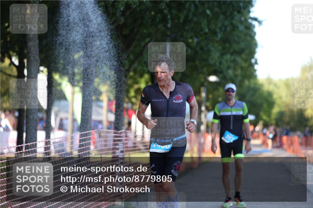 07.09.2025 - 19. Norderstedt Triathlon Michael Strokosch http://msf.ph/oto/8779805 07.09.2025 17:03:35 Laufen 397, 1460 meine-sportfotos.de