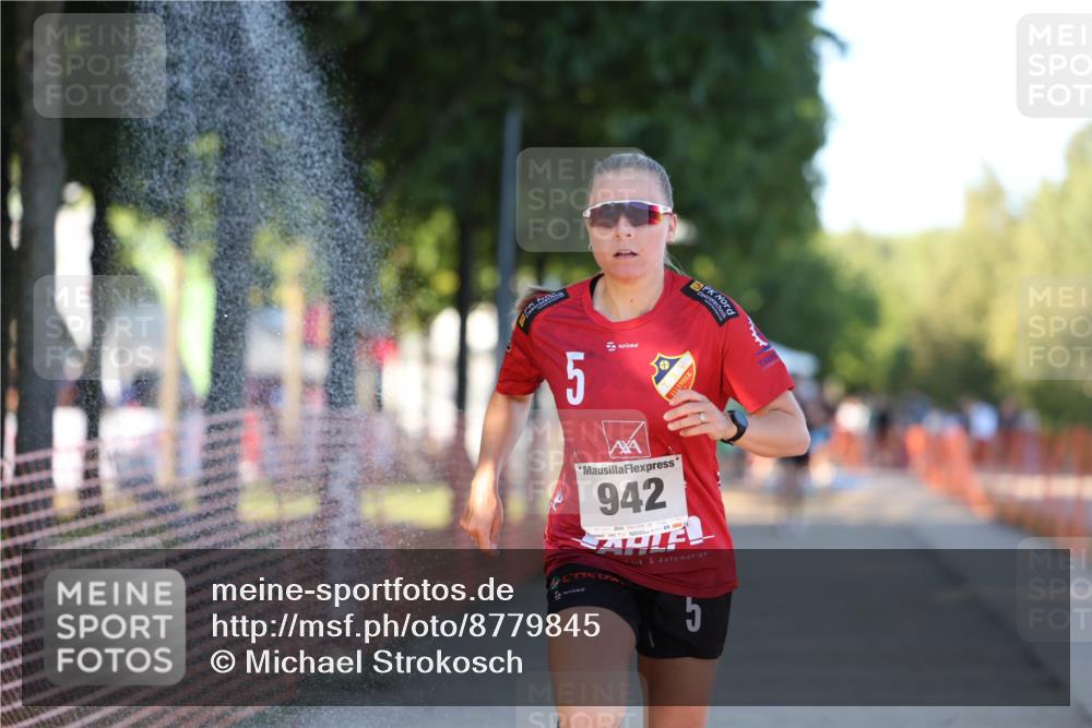 07.09.2025 - 19. Norderstedt Triathlon Michael Strokosch http://msf.ph/oto/8779845 07.09.2025 17:03:55 Laufen  meine-sportfotos.de