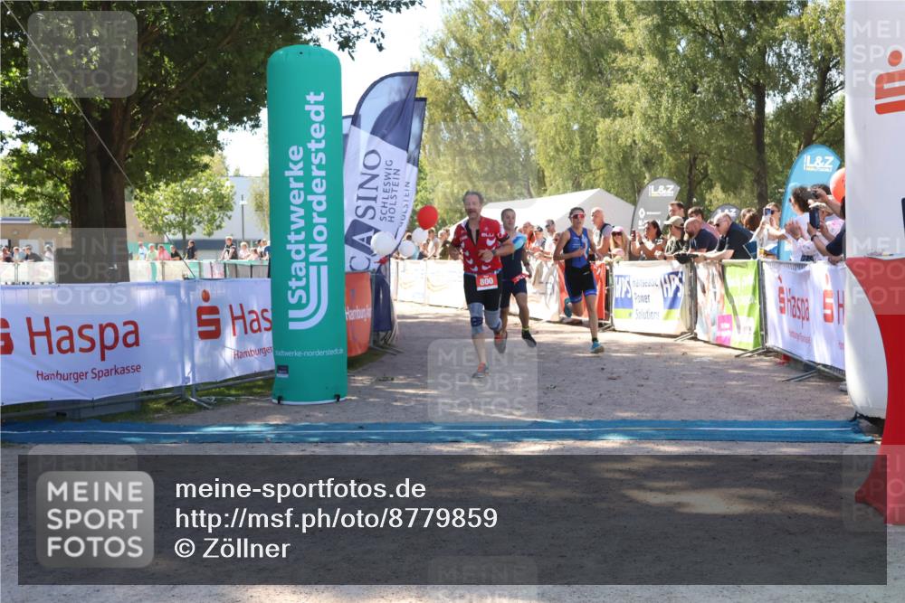 07.09.2025 - 19. Norderstedt Triathlon Zöllner http://msf.ph/oto/8779859 07.09.2025 12:42:27 Ziel 168, 741, 800 meine-sportfotos.de