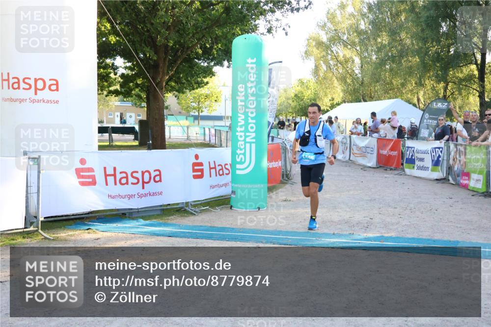 07.09.2025 - 19. Norderstedt Triathlon Zöllner http://msf.ph/oto/8779874 07.09.2025 17:33:27 Ziel 1446 meine-sportfotos.de