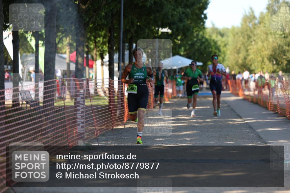07.09.2025 - 19. Norderstedt Triathlon Michael Strokosch http://msf.ph/oto/8779877 07.09.2025 16:00:42 Laufen 475, 1495, 1500 meine-sportfotos.de