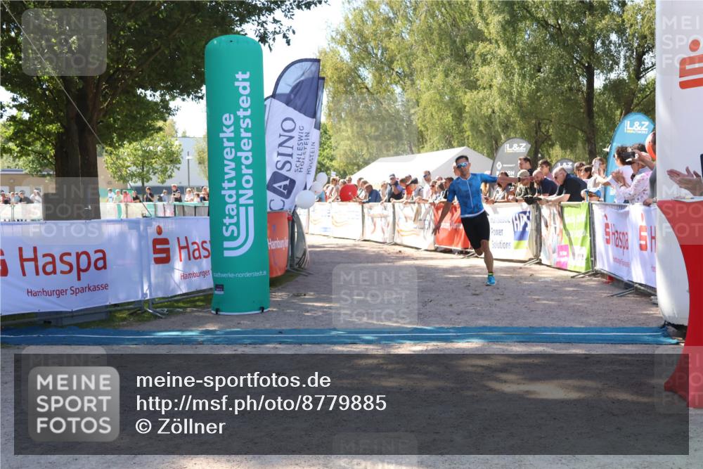 07.09.2025 - 19. Norderstedt Triathlon Zöllner http://msf.ph/oto/8779885 07.09.2025 12:42:33 Ziel 168, 215, 741, 800, 1300 meine-sportfotos.de