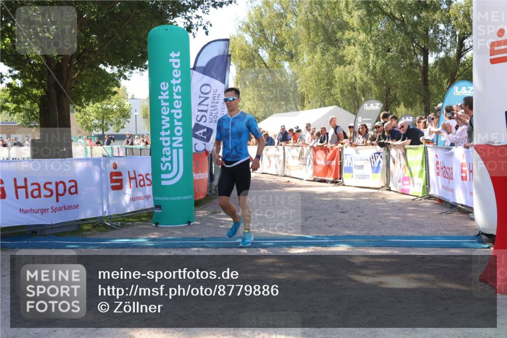 07.09.2025 - 19. Norderstedt Triathlon Zöllner http://msf.ph/oto/8779886 07.09.2025 12:42:34 Ziel 168, 215, 741, 800, 1300 meine-sportfotos.de