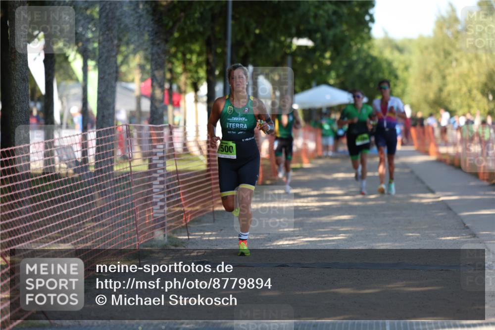 07.09.2025 - 19. Norderstedt Triathlon Michael Strokosch http://msf.ph/oto/8779894 07.09.2025 16:00:43 Laufen 475, 1495, 1500 meine-sportfotos.de
