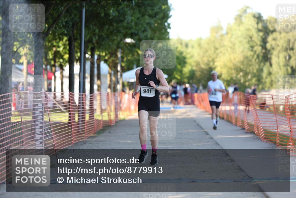 07.09.2025 - 19. Norderstedt Triathlon Michael Strokosch http://msf.ph/oto/8779913 07.09.2025 17:04:56 Laufen 378, 936, 941 meine-sportfotos.de