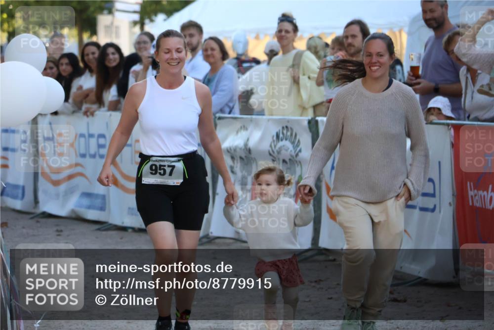 07.09.2025 - 19. Norderstedt Triathlon Zöllner http://msf.ph/oto/8779915 07.09.2025 17:33:36 Ziel 957 meine-sportfotos.de
