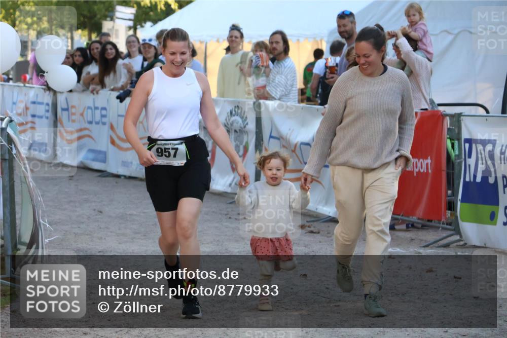 07.09.2025 - 19. Norderstedt Triathlon Zöllner http://msf.ph/oto/8779933 07.09.2025 17:33:37 Ziel 957 meine-sportfotos.de