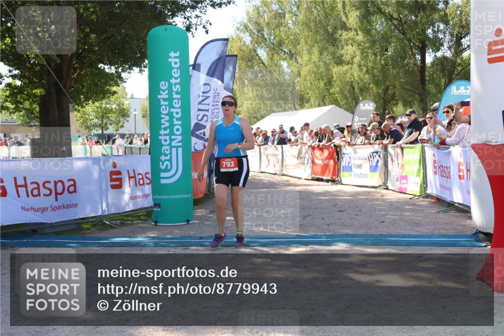07.09.2025 - 19. Norderstedt Triathlon Zöllner http://msf.ph/oto/8779943 07.09.2025 12:42:52 Ziel 793 meine-sportfotos.de