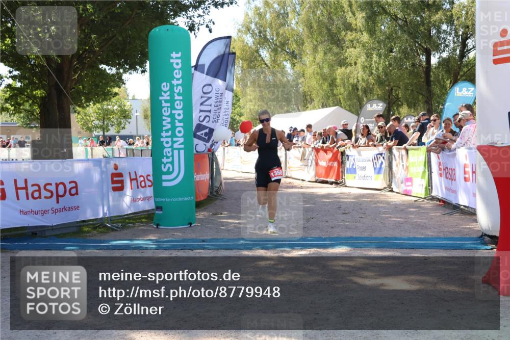 07.09.2025 - 19. Norderstedt Triathlon Zöllner http://msf.ph/oto/8779948 07.09.2025 12:43:08 Ziel 1358 meine-sportfotos.de