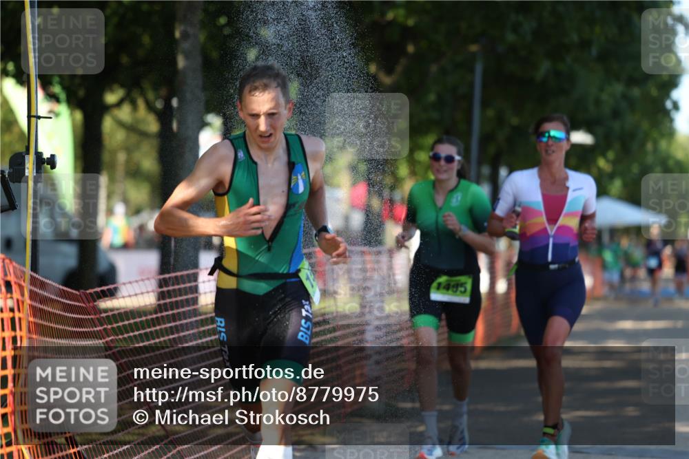 07.09.2025 - 19. Norderstedt Triathlon Michael Strokosch http://msf.ph/oto/8779975 07.09.2025 16:00:47 Laufen 475, 1495, 1500 meine-sportfotos.de