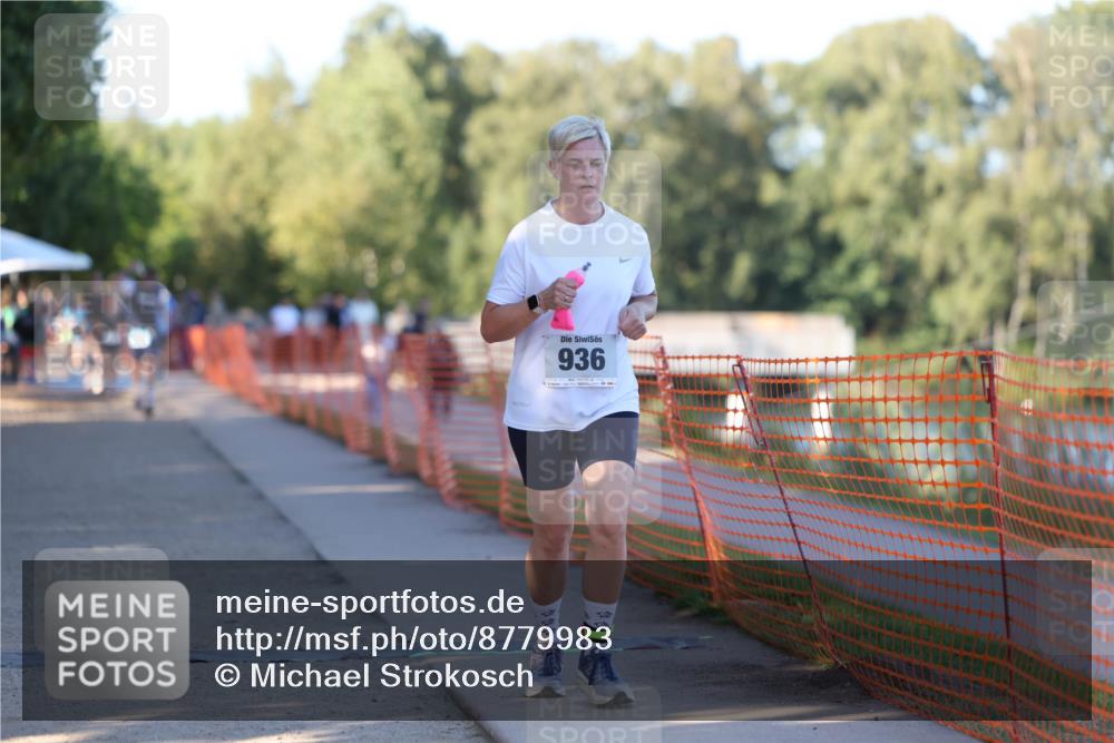 07.09.2025 - 19. Norderstedt Triathlon Michael Strokosch http://msf.ph/oto/8779983 07.09.2025 17:05:03 Laufen 378, 936 meine-sportfotos.de