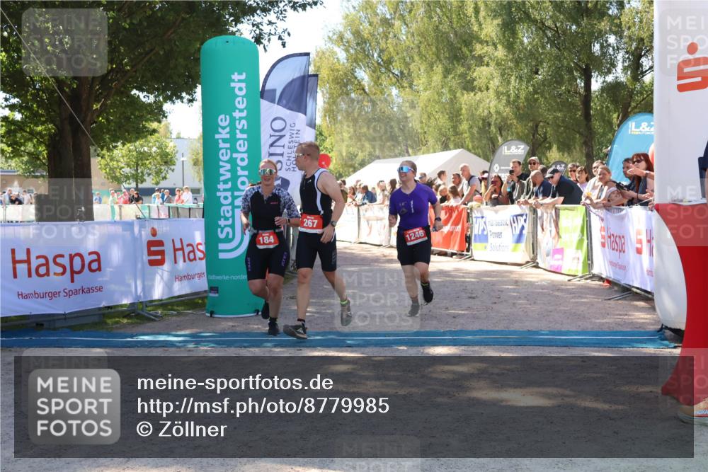 07.09.2025 - 19. Norderstedt Triathlon Zöllner http://msf.ph/oto/8779985 07.09.2025 12:46:22 Ziel 184, 226, 267, 1246 meine-sportfotos.de