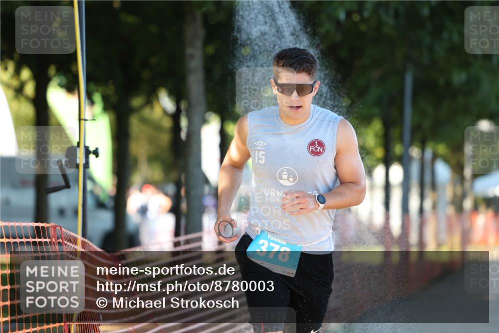 07.09.2025 - 19. Norderstedt Triathlon Michael Strokosch http://msf.ph/oto/8780003 07.09.2025 17:05:05 Laufen 378, 936 meine-sportfotos.de