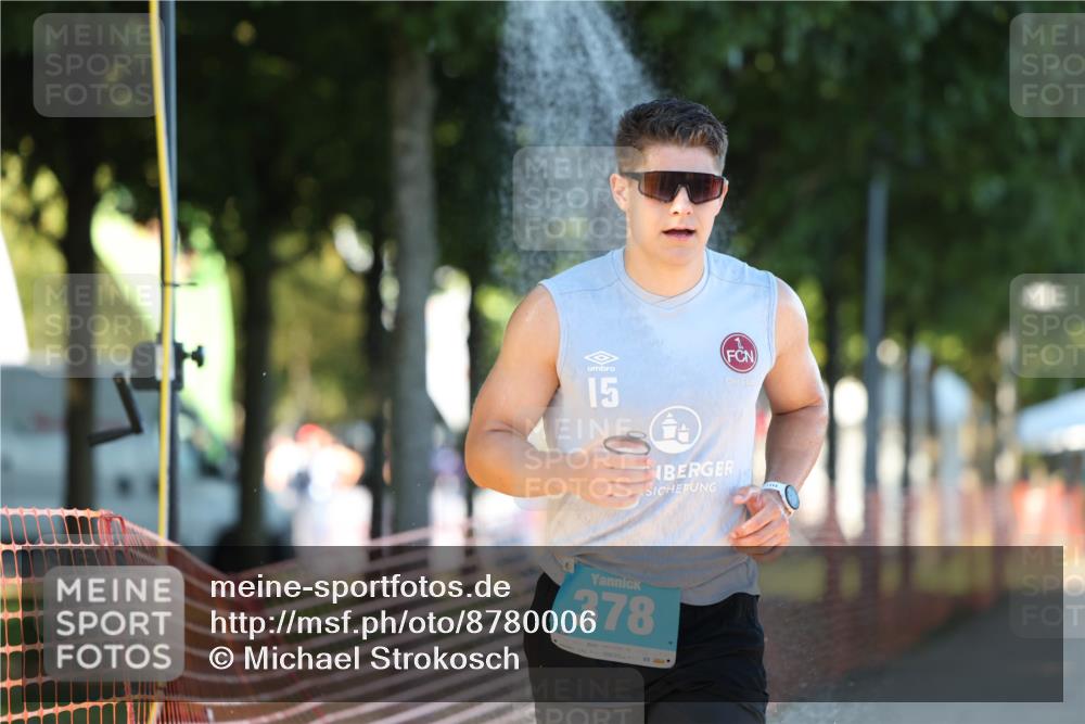 07.09.2025 - 19. Norderstedt Triathlon Michael Strokosch http://msf.ph/oto/8780006 07.09.2025 17:05:05 Laufen 378, 936 meine-sportfotos.de