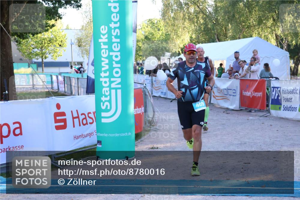 07.09.2025 - 19. Norderstedt Triathlon Zöllner http://msf.ph/oto/8780016 07.09.2025 17:34:16 Ziel 409, 910 meine-sportfotos.de